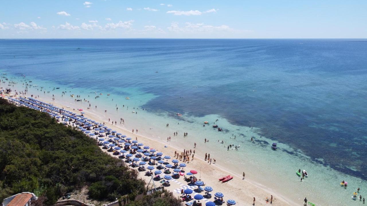 Hotel Dei Bizantini & Villaggio Campo Dei Messapi San Pietro in Bevagna Eksteriør billede